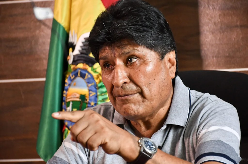 Evo Morales denuncia falta de democracia y pide investigar al TSE