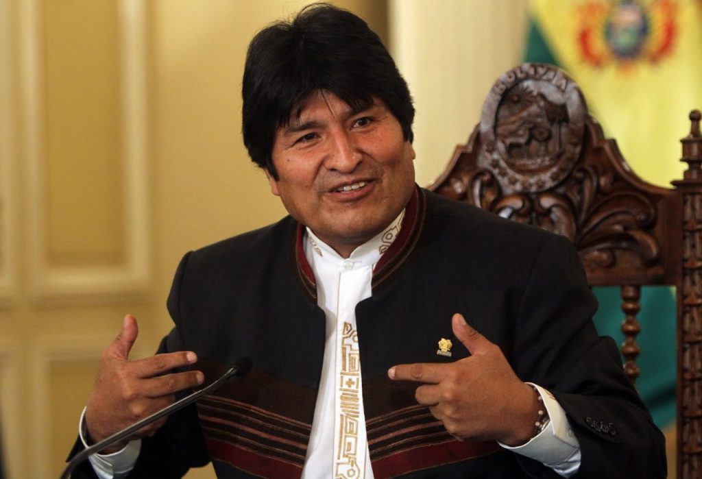 Evo Morales critica al cabildo y respalda a&nbsp;Yahuasi